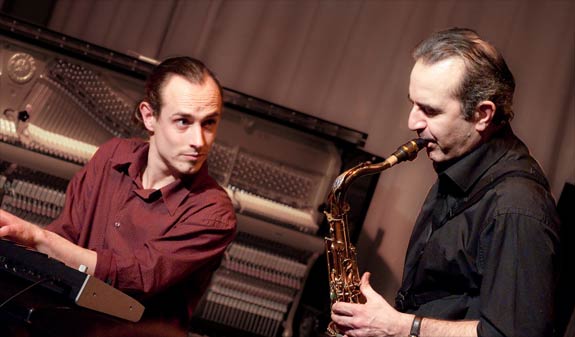 Photo by Bruno Denis